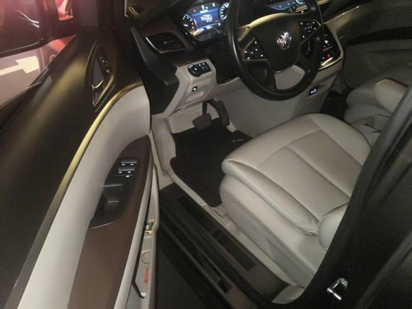 [广州·粤A] 二手别克别克GL82021款 陆上公务舱 652T 豪华型