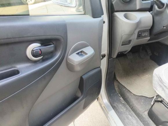 [宁波·浙B] 二手日产日产NV2002010款 1.6L 232座 尊贵型