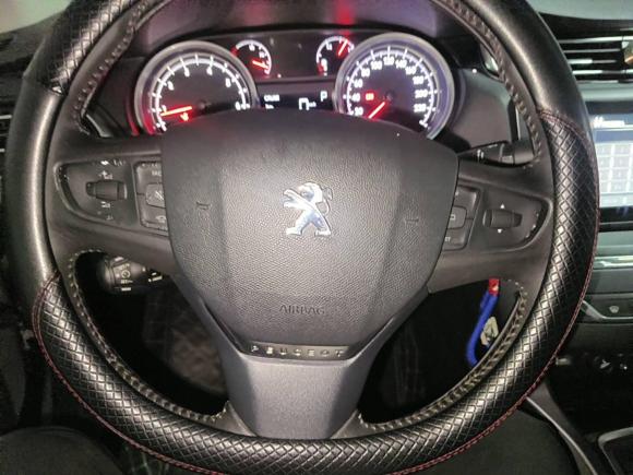 [上海·鄂A] 二手标致标致4082014款 1.8L 自动豪华版