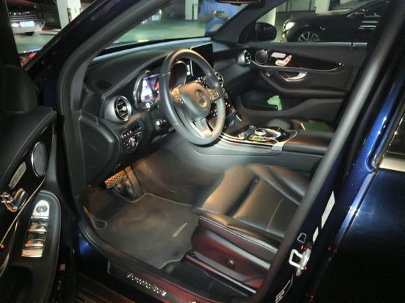 [上海·沪L] 二手奔驰奔驰GLC2016款 GLC 260 4MATIC 豪华型