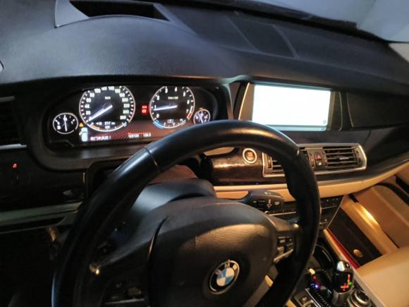 [济南·鲁A] 二手宝马宝马5系GT2010款 535i 豪华型