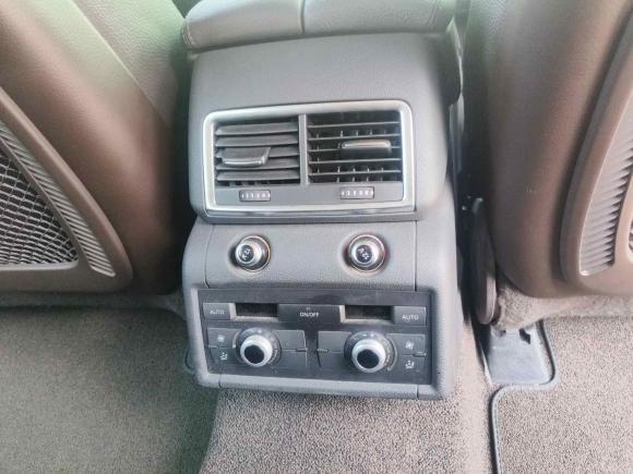 [深圳·粤B] 二手奥迪奥迪Q72015款 40 TFSI 典藏型