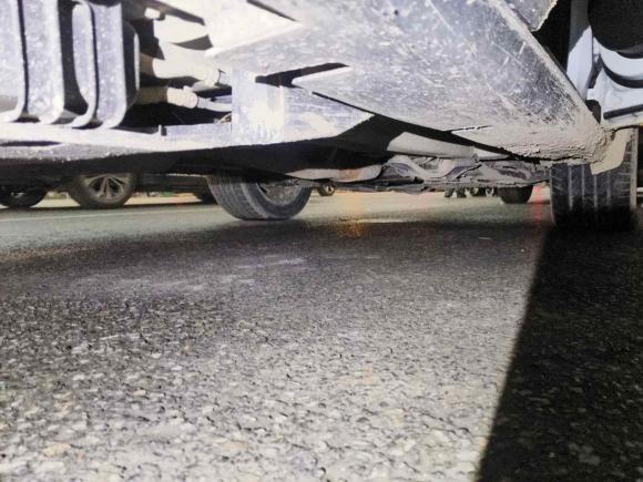 [西安·陕A] 二手陆风陆风X72015款 2.0T 全景尊贵版