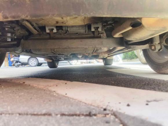 [深圳·鄂E] 二手长安长安CS152016款 1.5L 手动时尚版