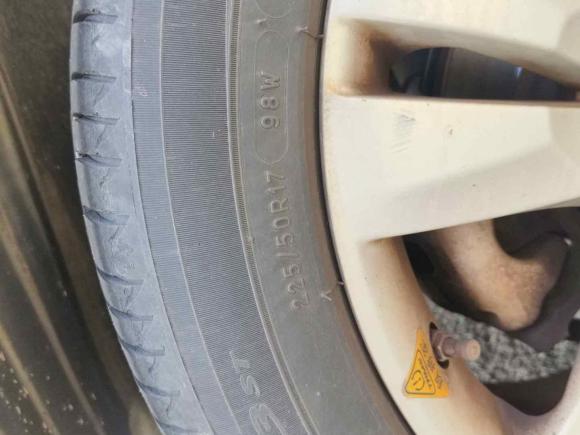 [南昌·赣A] 二手标致标致30082013款 2.0L 自动潮流版