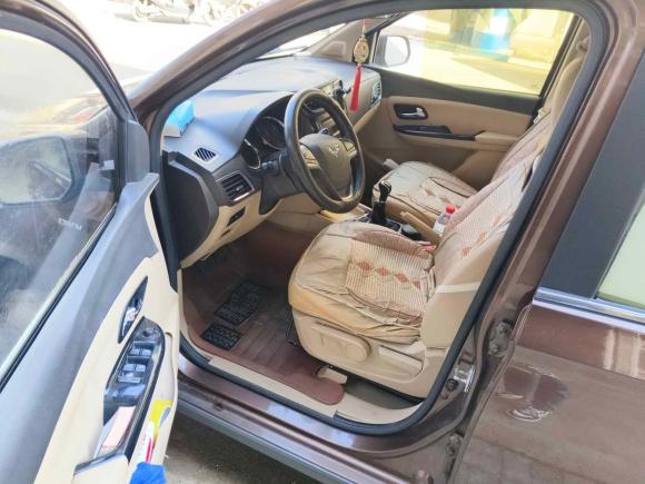 [南昌·赣A] 二手五菱汽车五菱宏光2015款 1.5L S1舒适国V