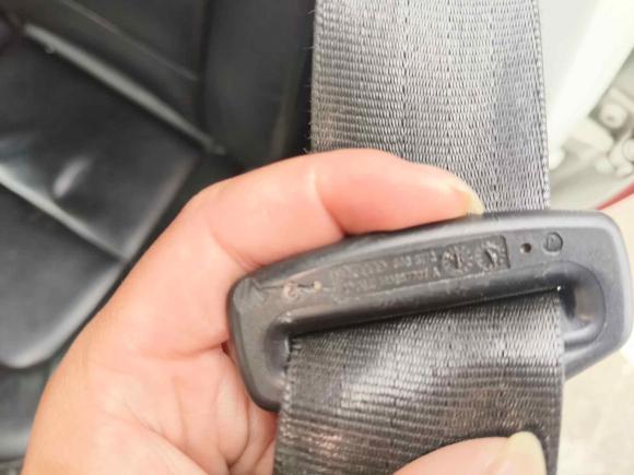 [深圳·赣D] 二手奥迪奥迪A4L2015款 35 TFSI 自动标准型