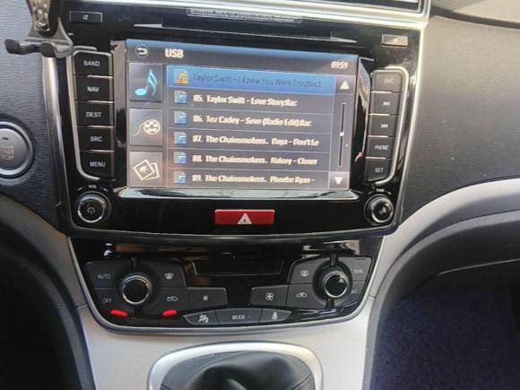 [上海·沪B] 二手哈弗哈弗H62017款 蓝标 运动版 2.0T 柴油 手动两驱精英型