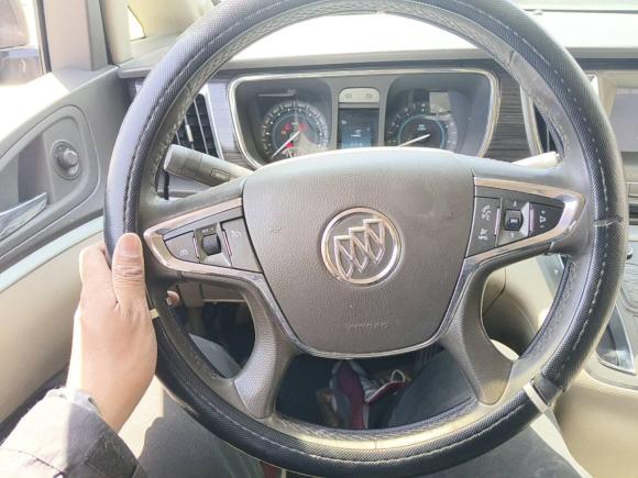 [南通·苏F] 二手别克别克GL82011款 3.0L GT豪华商务豪雅版