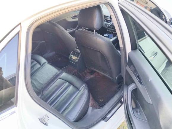 [杭州·浙A] 二手奥迪奥迪A4L2018款 30周年年型 40 TFSI 时尚型