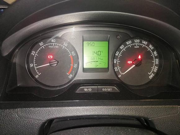 [济南·鲁A] 二手斯柯达昕锐2015款 1.6L 手动乐选型