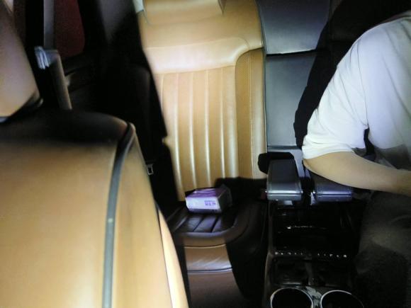 [合肥·皖A] 二手大众辉腾2011款 3.6L V6 4座加长Individual版