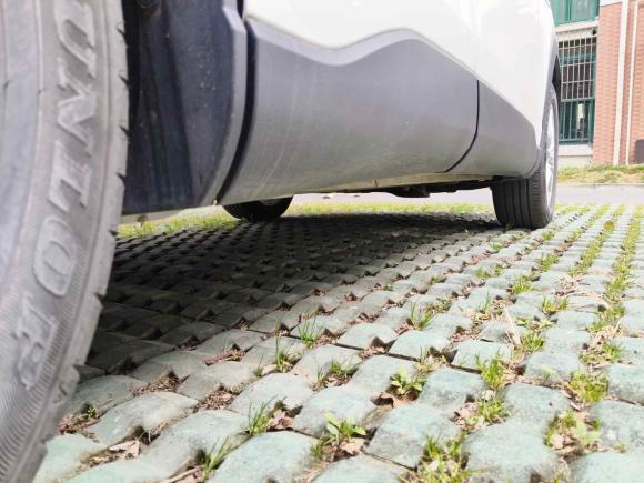 [上海·苏U] 二手丰田卡罗拉锐放2023款 双擎 2.0L 精英版