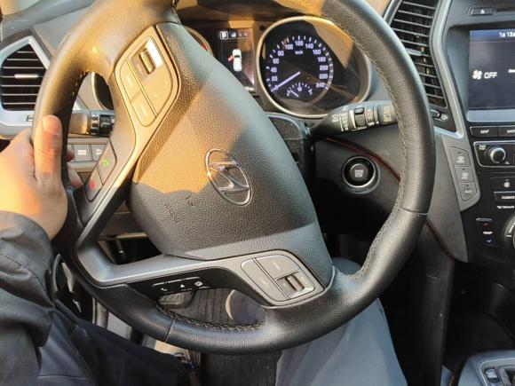 [杭州·浙A] 二手现代胜达2017款 2.0T 自动两驱智能型 7座