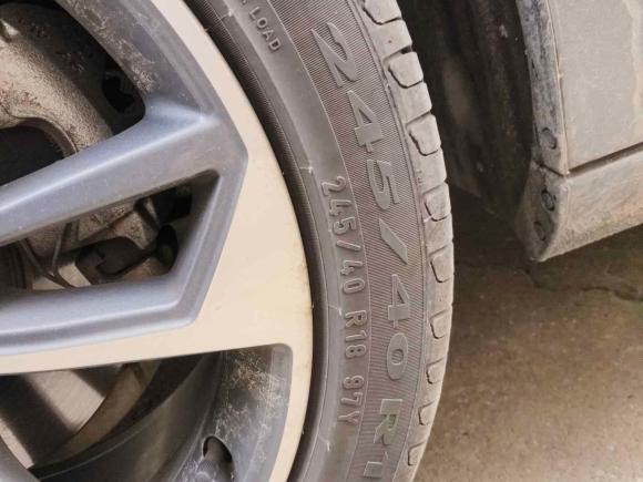 [上海·沪F] 二手奥迪奥迪A4L2020款 40 TFSI 时尚动感型