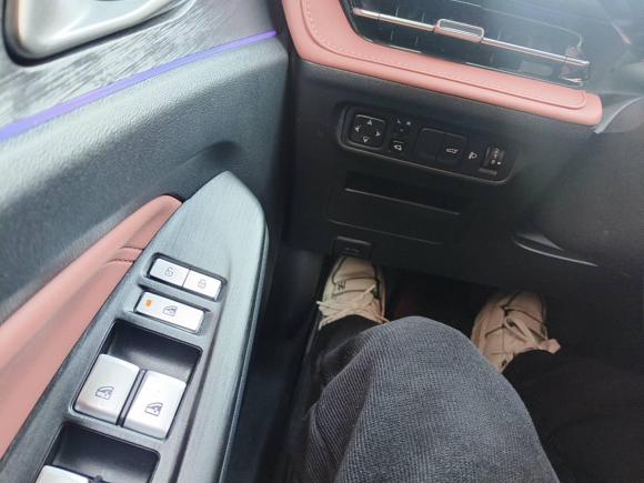 [上海·皖J] 二手长安长安CS55PLUS2024款 第三代 1.5T DCT尊贵型