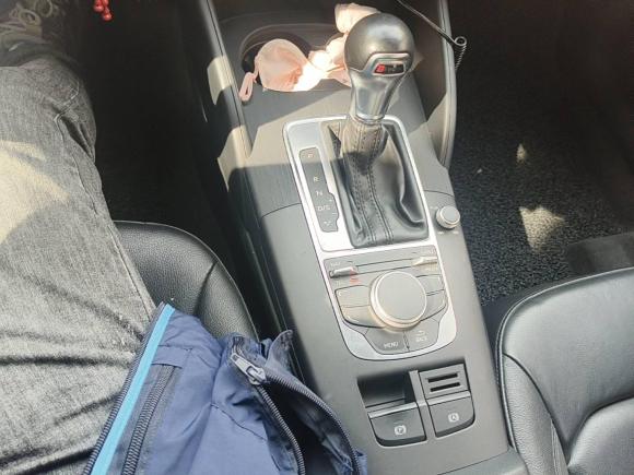 [苏州·苏E] 二手奥迪奥迪A32015款 Sportback 40 TFSI 自动舒适型