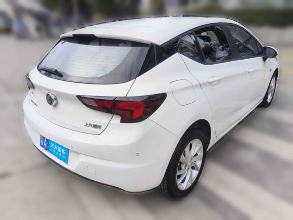 [广州·粤A] 二手别克威朗2018款 两厢 15S 自动进取型