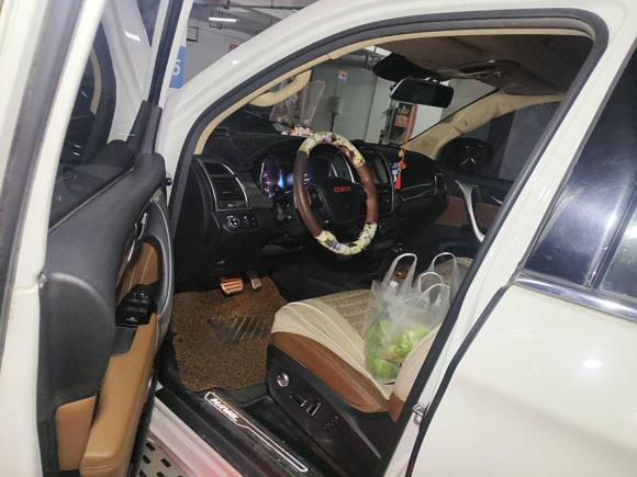 [西安·陕A] 二手哈弗哈弗H92015款 2.0T 四驱豪华型 7座