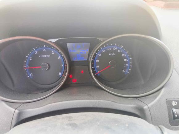 [济南·鲁A] 二手现代北京现代ix352015款 2.0L 自动两驱智能型 国V