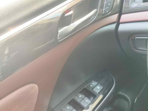 [上海·沪B] 二手广汽传祺传祺GS82017款 320T 两驱豪华智联版（七座）