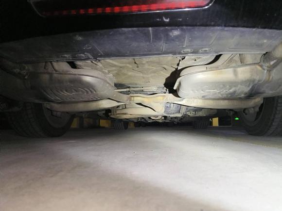 [无锡·苏B] 二手别克君越2012款 2.4L SIDI豪华版