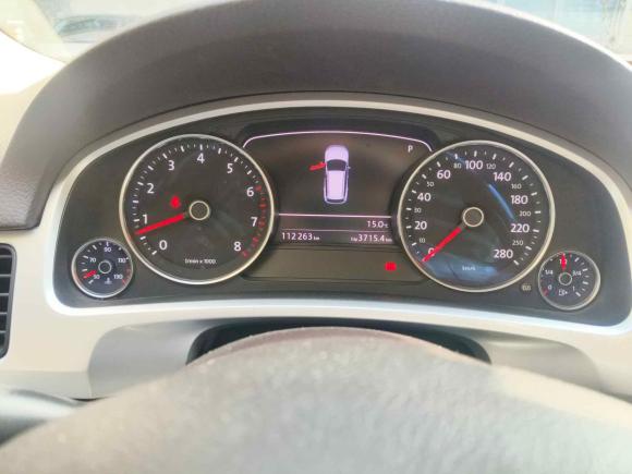 [上海·沪A] 二手大众途锐2011款 3.0TSI 豪华型