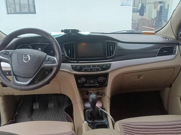 [温州·豫A] 二手宝骏宝骏7302016款 1.8L 手动豪华型 7座