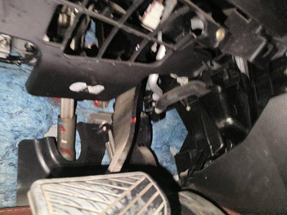 [西安·陕A] 二手铃木锋驭2015款 1.6L CVT两驱进取型