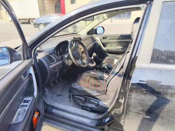 [义乌·苏C] 二手哈弗哈弗M62017款 1.5T 手动两驱精英型