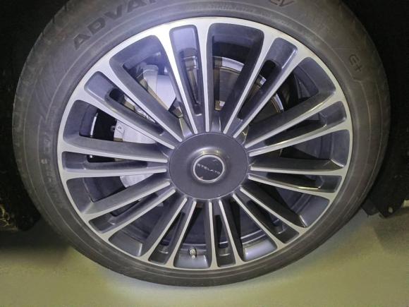 [深圳·粤B] 二手享界享界S92024款 纯电 Max 后驱长航版