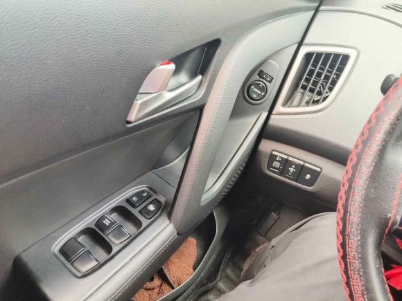 [西安·陕A] 二手现代北京现代ix252015款 1.6L 自动两驱智能型GLS