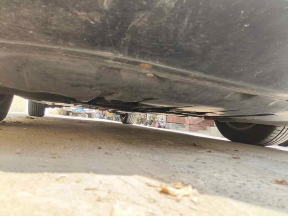 [上海·沪L] 二手奥迪奥迪A6L2011款 2.0 TFSI 自动标准型