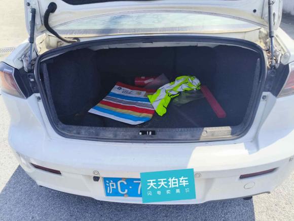 [上海·沪C] 二手三菱翼神2015款 1.6L 手动时尚版