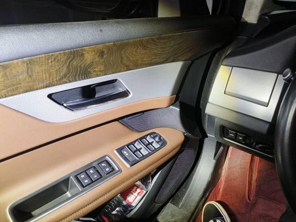 [广州·皖L] 二手捷豹捷豹XFL2017款 XFL 2.0T 240PS 豪华版