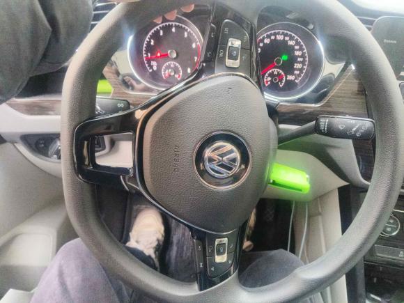 [上海·沪F] 二手大众途安2018款 途安L 280TSI DSG舒适版 7座 国V