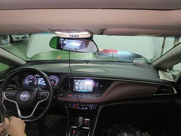 [南京·苏A] 二手别克别克GL62018款 18T 6座豪华型