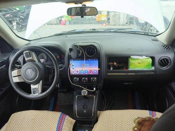 [南昌·赣A] 二手Jeep自由客2014款 2.0L 运动版