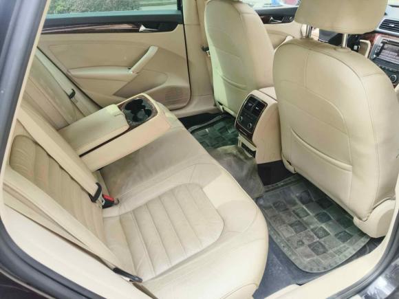 [上海·沪C] 二手大众帕萨特2011款 2.0TSI DSG御尊版