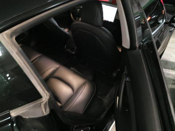 [青岛·鲁B] 二手特斯拉Model 32022款 后轮驱动版