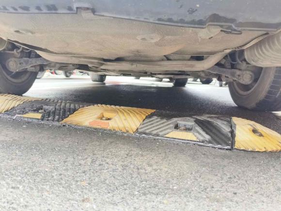 [义乌·浙G] 二手奥迪奥迪A6L2010款 2.0 TFSI 基本型