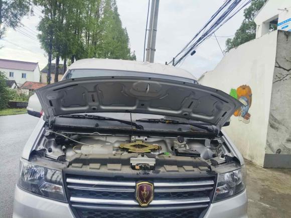 [上海·苏U] 二手金杯金杯金卡S22023款 1.6L 手动双排2.51米货厢后单轮舒享型SWJ16