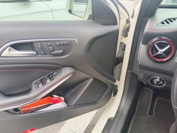 [成都·川A] 二手奔驰奔驰A级2013款 A 260 运动型