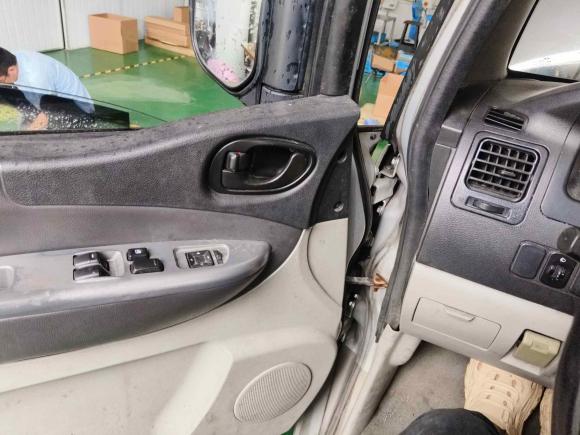 [上海·沪C] 二手东风风行菱智2016款 M5 2.0L 7座长轴豪华型