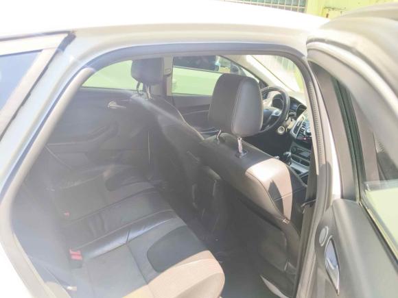 [青岛·鲁B] 二手福特福克斯2012款 两厢 2.0L 手动豪华运动型