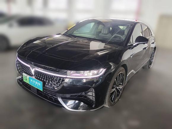 嵐圖汽車嵐圖追光2024款 PHEV 四驅(qū)超長續(xù)航旗艦版「武漢二手車」「天天拍車」