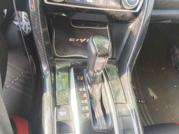 [青岛·皖A] 二手本田思域2016款 220TURBO CVT豪华版