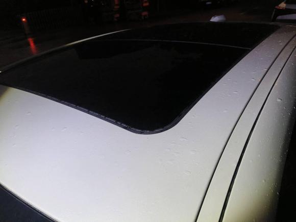 [上海·沪A] 二手宝马宝马i32022款 eDrive 35 L