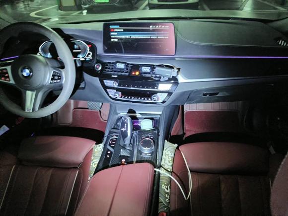 [深圳·粤B] 二手宝马宝马5系新能源2021款 535Le 先锋版M运动套装