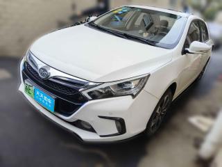 比亚迪秦新能源2015款 1.5T 双冠旗舰Plus版「上海二手车」「天天拍车」
